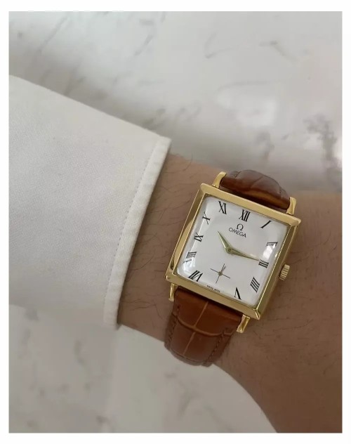 오메가 사각 독립초침 로만 빈티지 시계